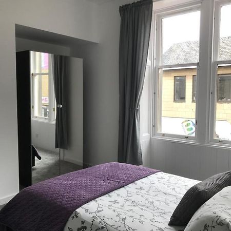 Carvetii - Edward House A - 2 Dbl Bed 1St Floor Flat Leilighet Dunfermline Eksteriør bilde