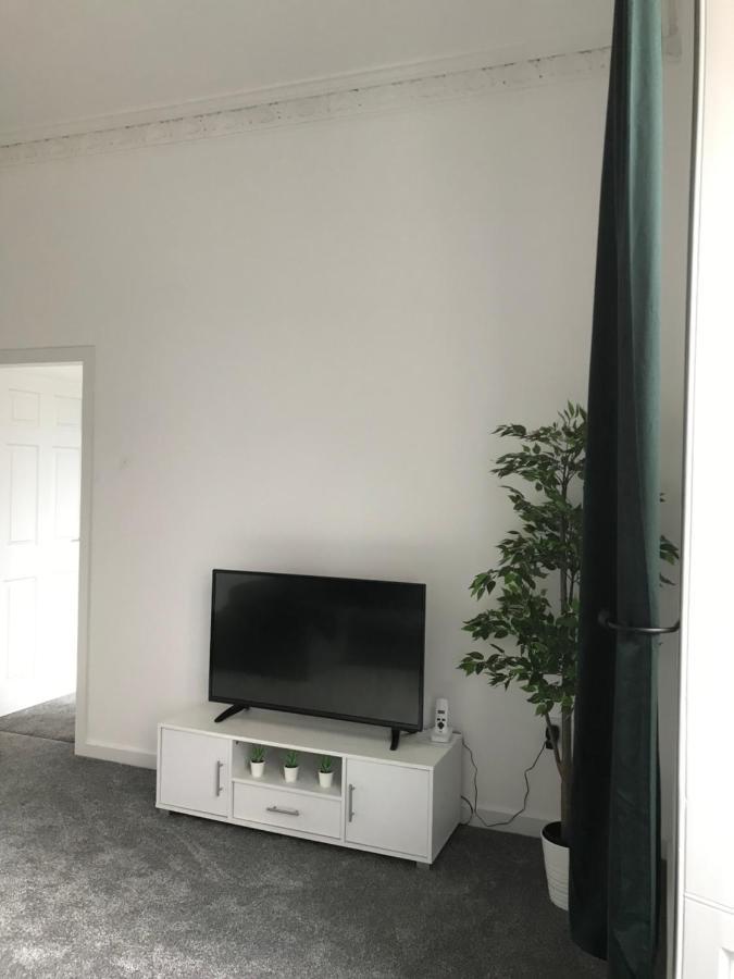 Carvetii - Edward House A - 2 Dbl Bed 1St Floor Flat Leilighet Dunfermline Eksteriør bilde