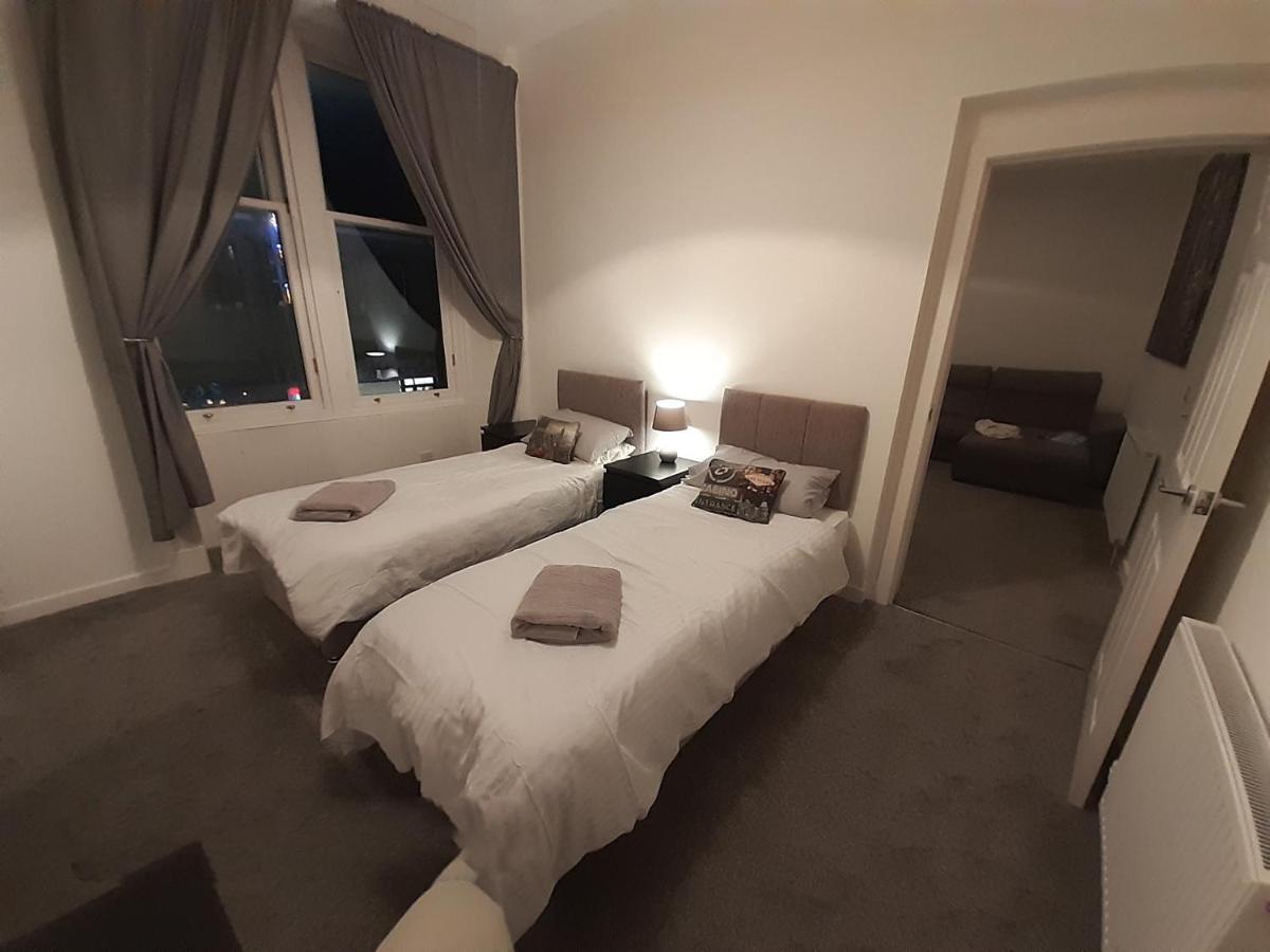 Carvetii - Edward House A - 2 Dbl Bed 1St Floor Flat Leilighet Dunfermline Eksteriør bilde